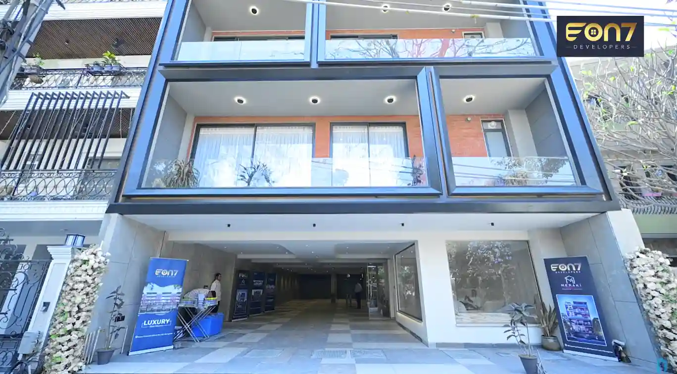 eon7 interior 5